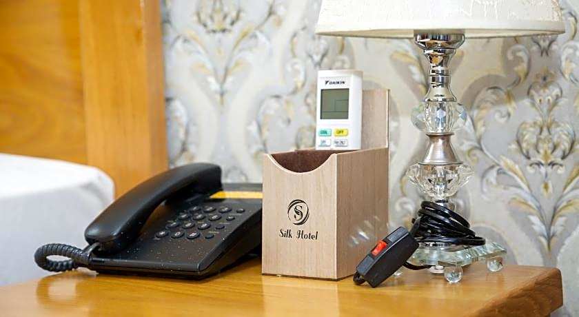 Silk Hotel