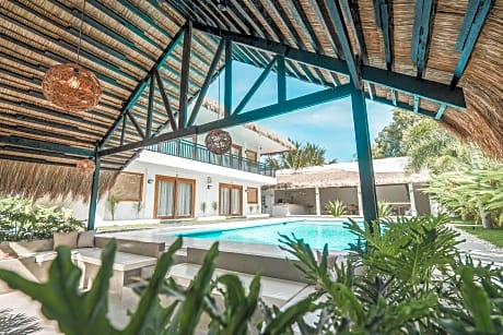 Ultra Mint Dive Resort