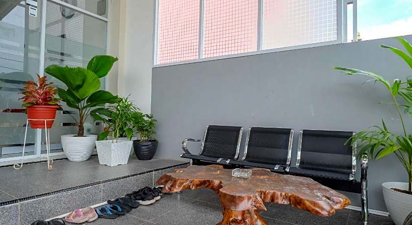 OYO 91895 Lovina Guest House