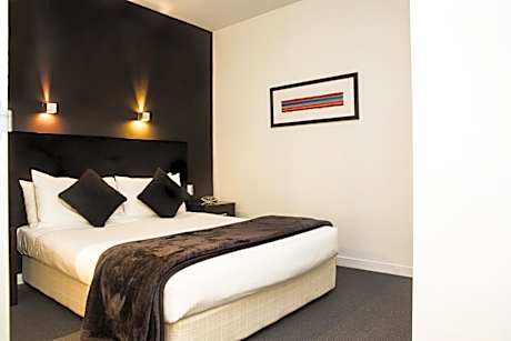 One Bedroom Apartment King/Split