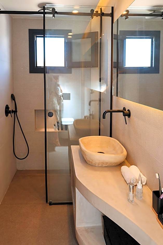 North Wind Luxury Suites