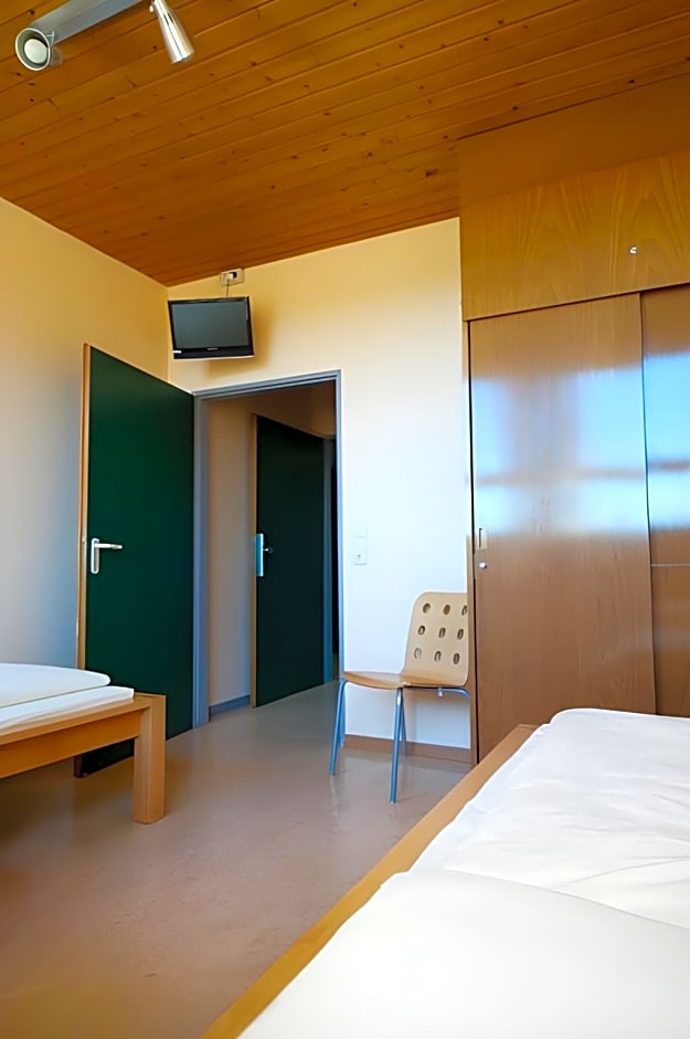 Haus International Hostel