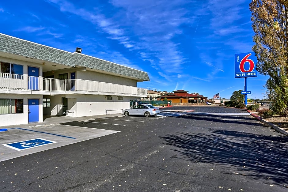 Motel 6-Flagstaff, AZ - Butler