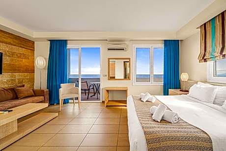 Junior Suite with Sea View