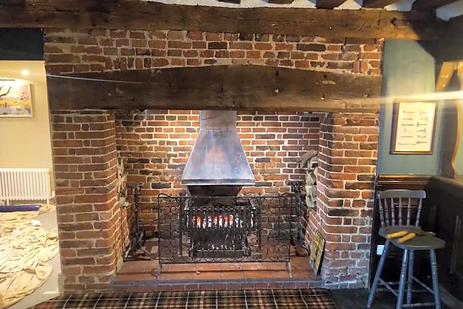 Trowel and Hammer Flat 1