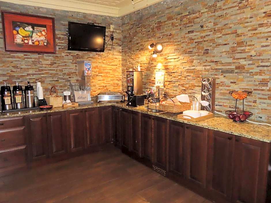 St. Charles Hotel - Hudson