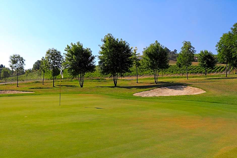 Serravalle Golf Hotel