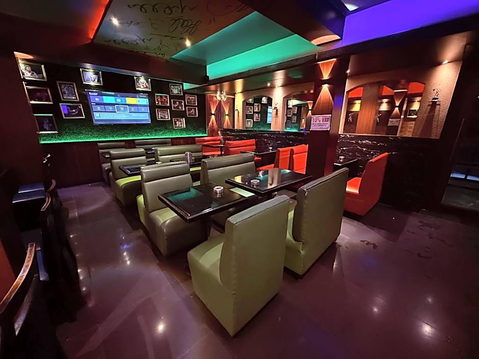 Hotel Alka Residency