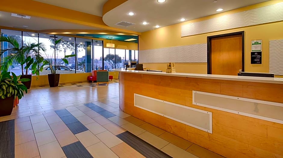 Sandcastle Resort