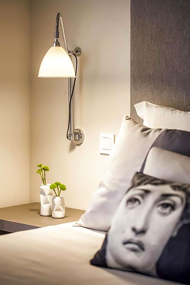 Cidnay - Hotel & Executive Center