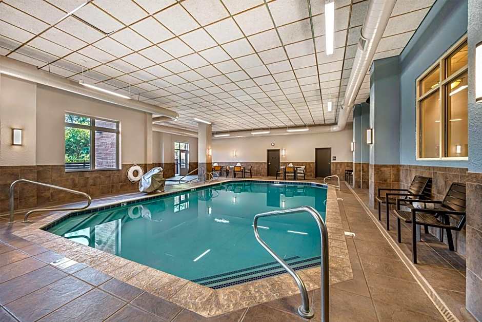 Drury Plaza Hotel Flagstaff