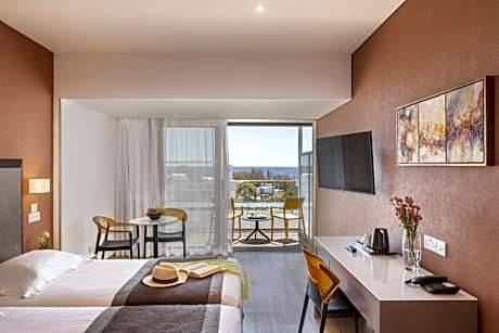 Standard Room with Sea View