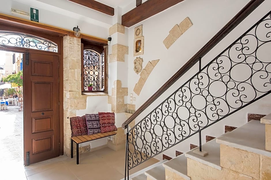 Harismari Cozy Hotel