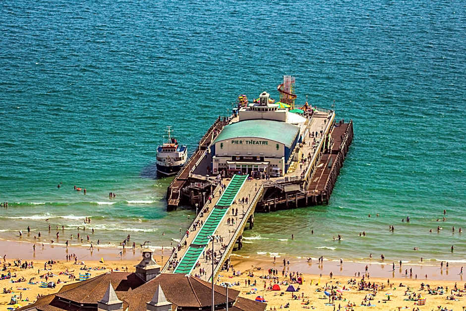 Premier Inn Bournemouth East Cliff