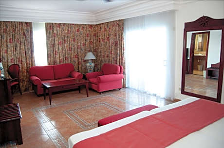 Senator Luxury Junior Suite