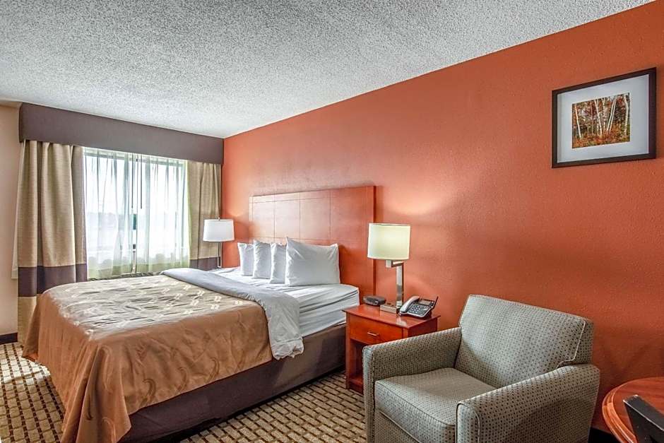 Country Inn & Suites By Radisson, Muskegon, MI