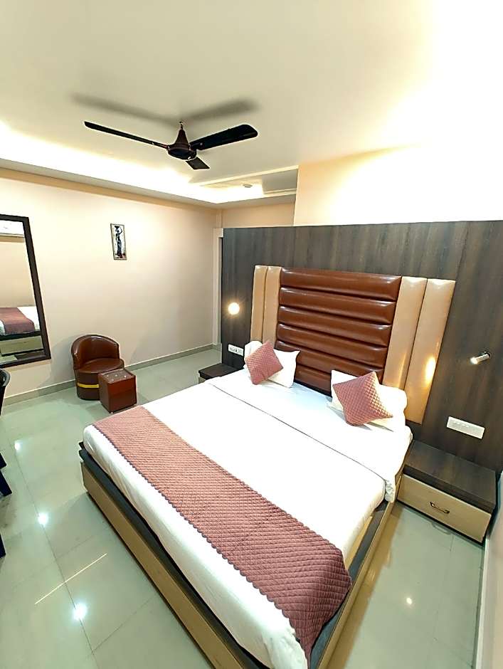 Goroomgo Akay guest house Varanasi 3km from Kashi Vishwanath Temple