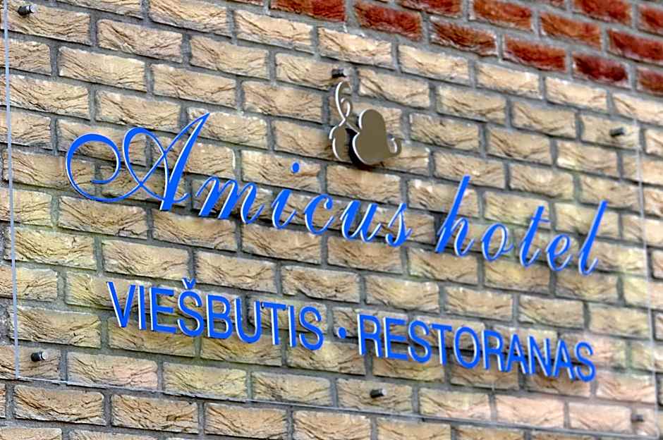 Amicus Hotel