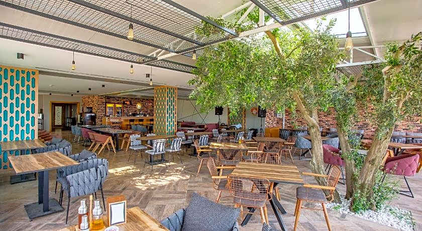 Zeytin Bahçesi Hotel