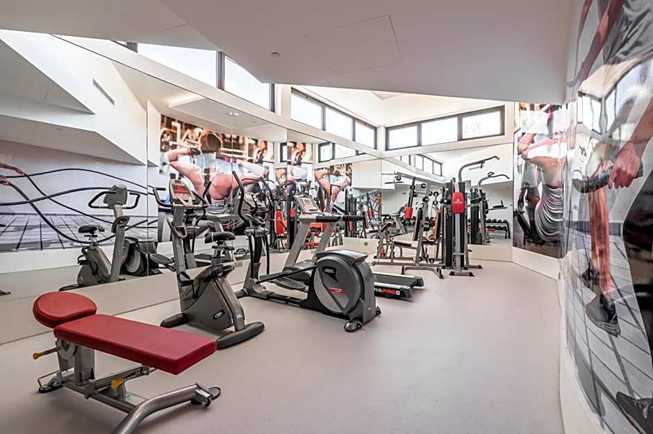 Regency Salgados Hotel and Spa