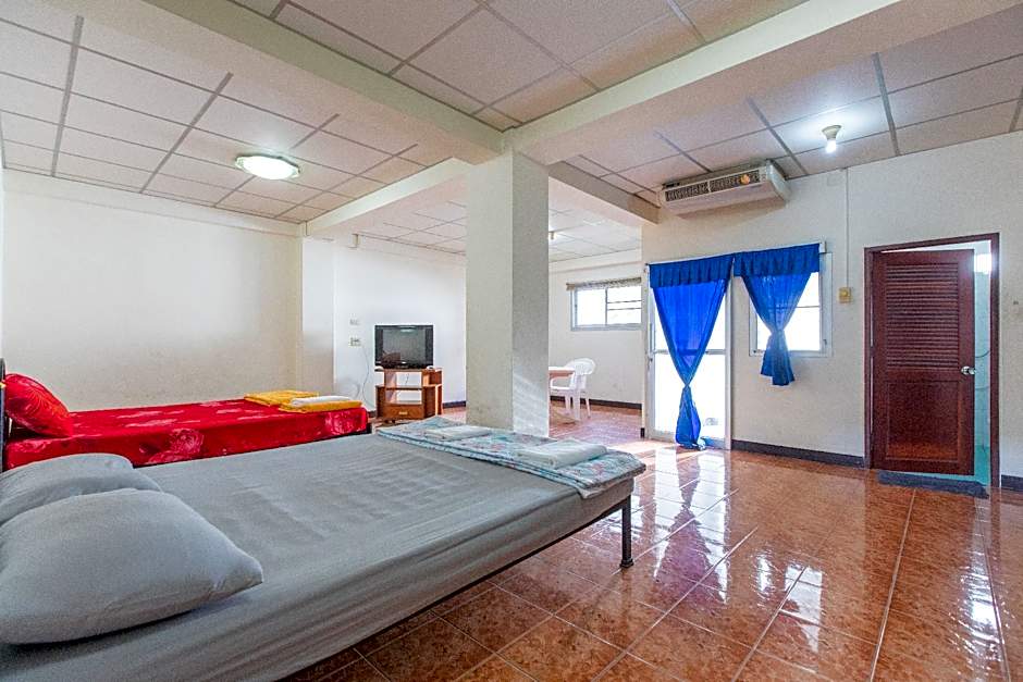 Soi 5 Apartment