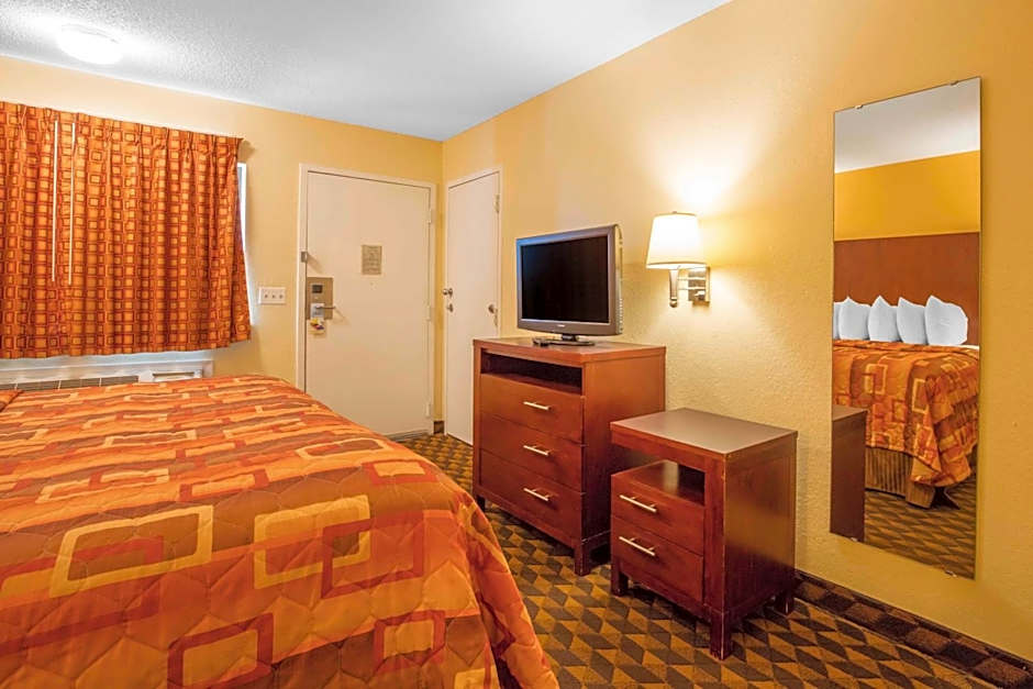Motel 6-Little Rock, AR - Airport