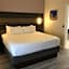 HoM A Trademark Collection Hotel