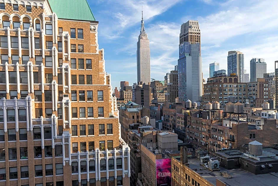 DoubleTree by Hilton New York Times Square South