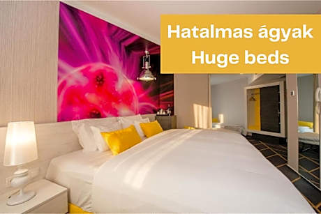 Deluxe King Room for couples