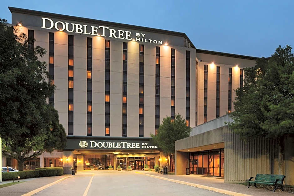 DoubleTree By Hilton Hotel Dallas Near The Galleria