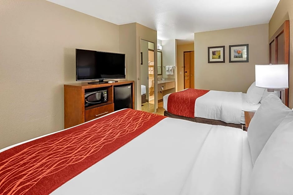 Comfort Inn Fontana