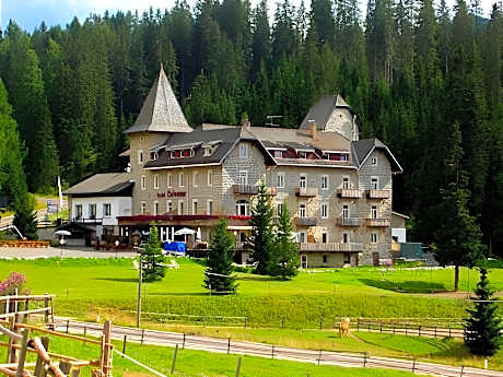 Hotel Castel Latemar