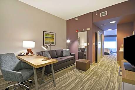 Junior King Suite - Hearing Access