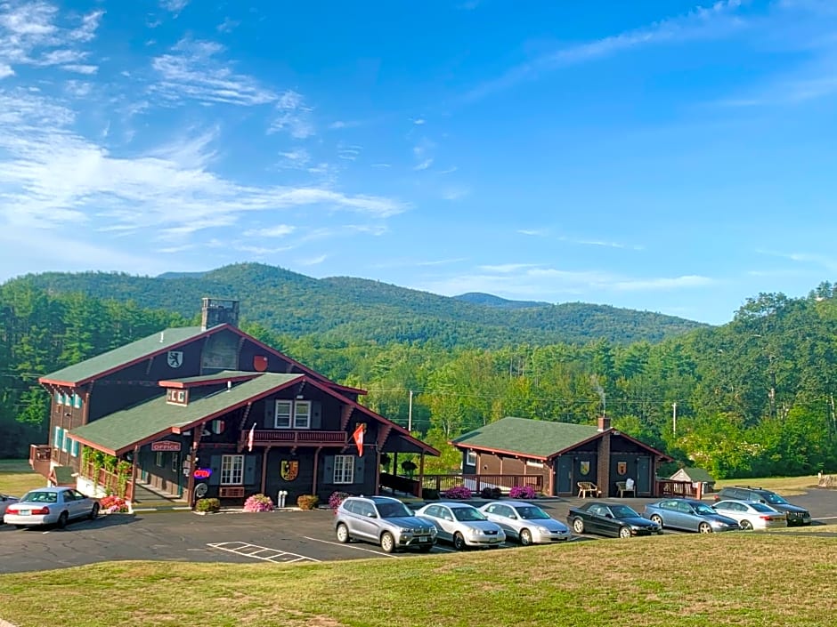 Swiss Chalets Village Inn