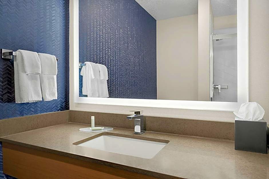 Fairfield Inn & Suites by Marriott Bloomington