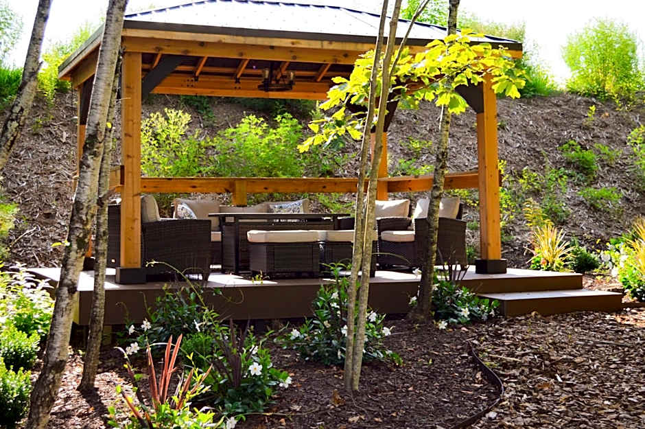 The Lodge at Flat Rock