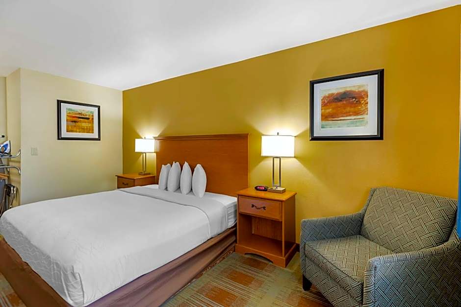 Best Western Kiva Inn