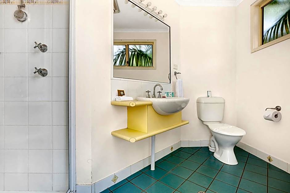 Seven Mile Beach Holiday Park