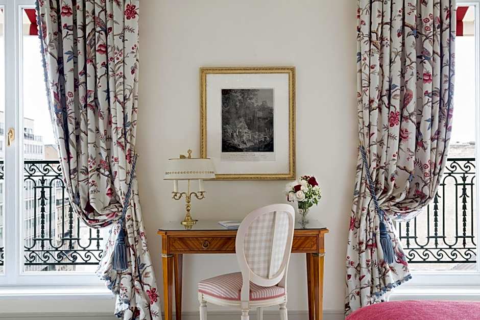 Le Bristol Paris, Oetker Hotels