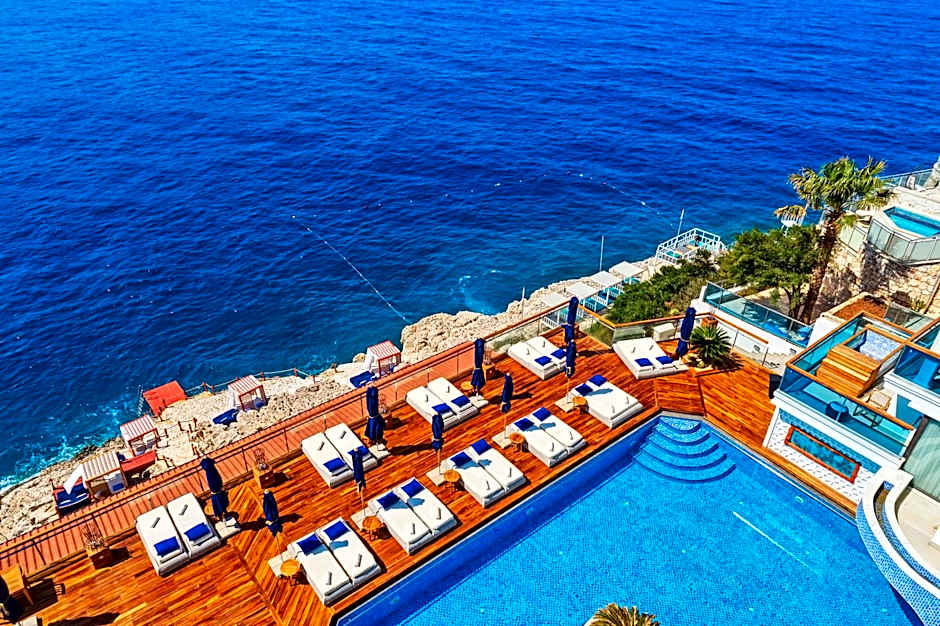 Meis Exclusive Hotel
