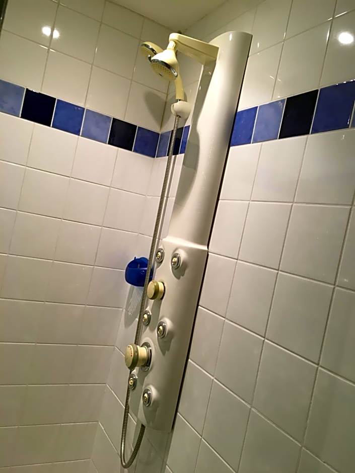 Foto 1 daripada 3 — Double Room with Private Bathroom