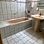 Sin Fu Business Hotel
