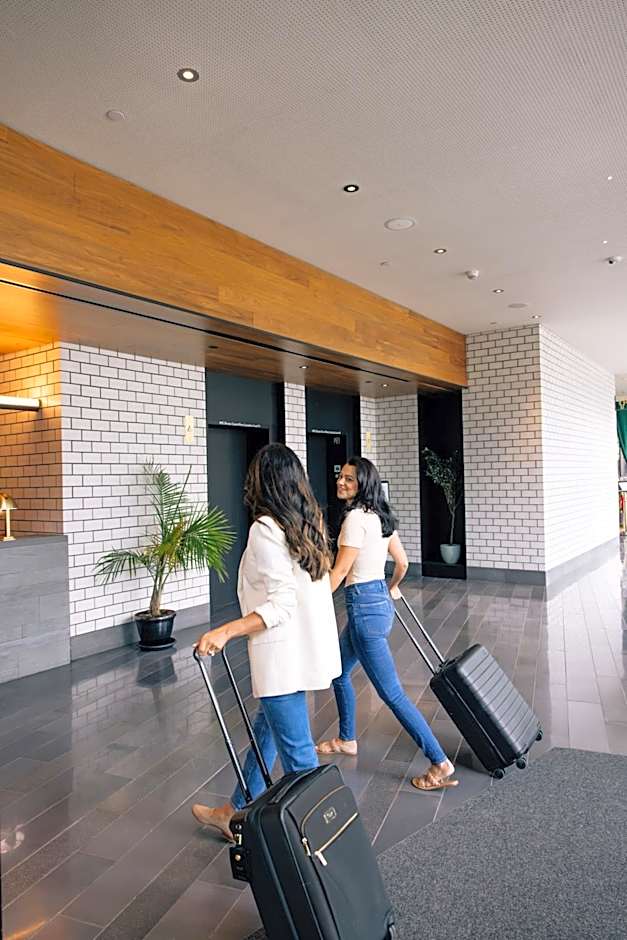 Cambria Hotel Boston Downtown-Seaport