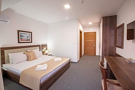 Double Room with Terrace