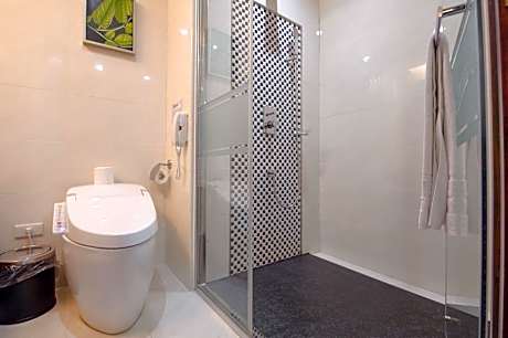 Family Room with Shower