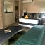 INN LEATHER GUEST HOUSE-GAY MALE ONLY