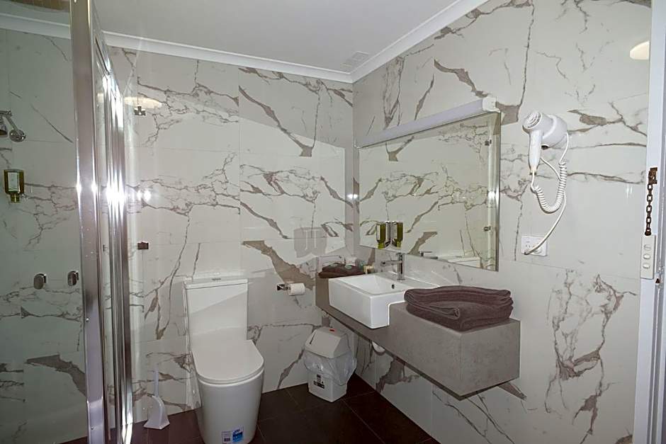 Horsham Mid City Court Motel