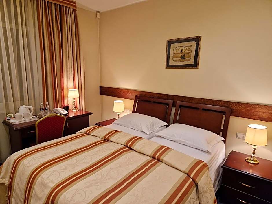 Hotel Sfinksas