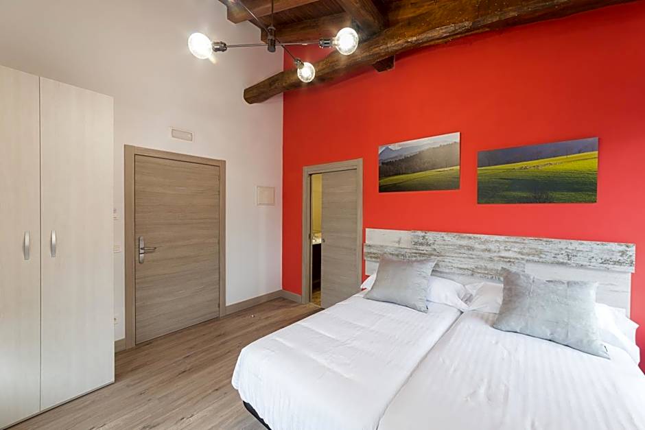 2 Beds, Terrace — 6 fotoğraftan 1. fotoğraf