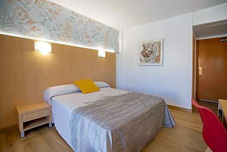 Double or Twin Room with Extra Bed